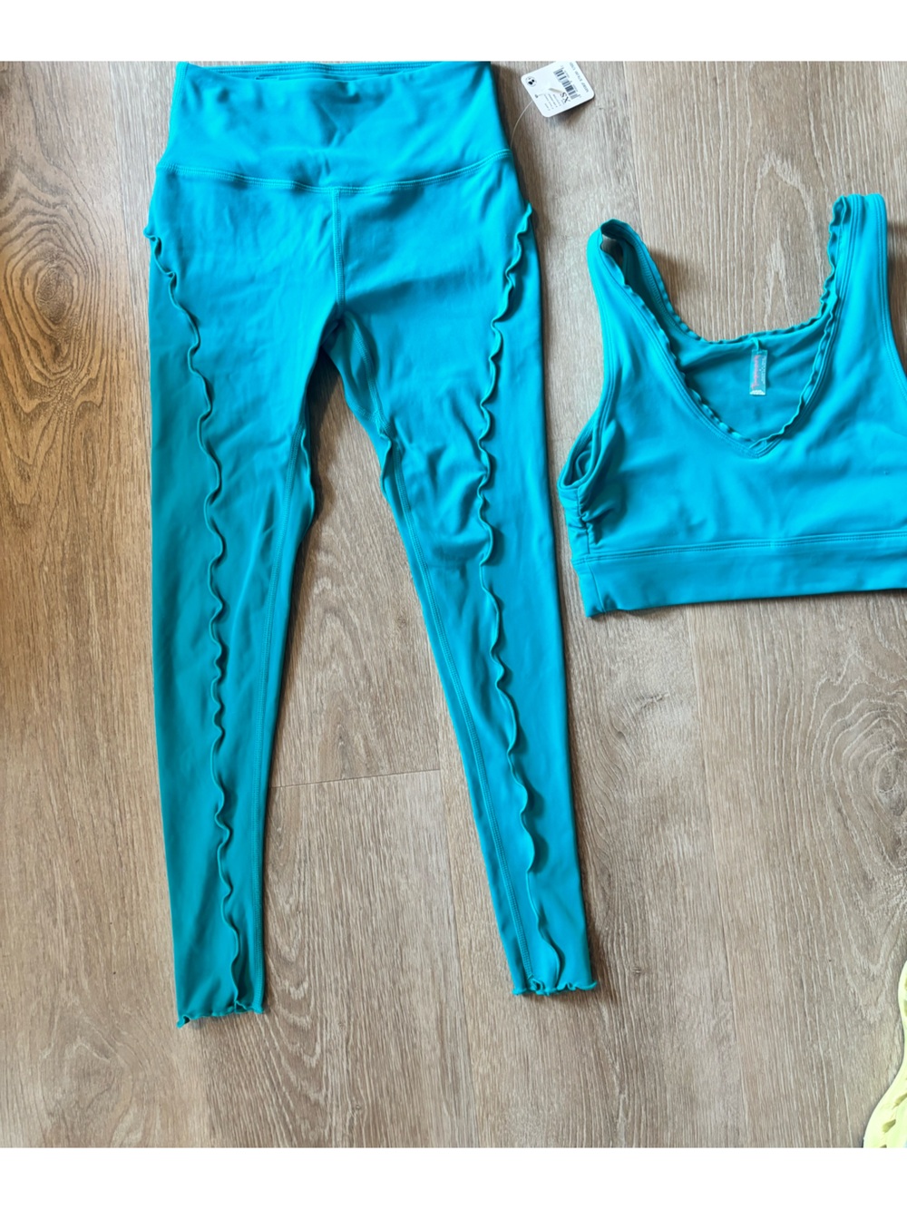 Fp movement Teal leggings xs and Top s with Tags - Picture 3 of 8